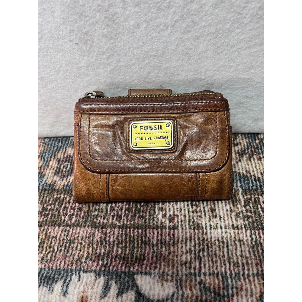 Fossil Long Live Vintage 1954 Brown Leather Bifold Wallet Zipper Pocket